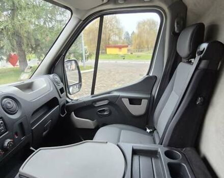 Сірий Рено Мастєр, об'ємом двигуна 2.3 л та пробігом 396 тис. км за 14800 $, фото 33 на Automoto.ua