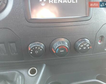 Серый Рено Мастер, объемом двигателя 2.3 л и пробегом 206 тыс. км за 14900 $, фото 56 на Automoto.ua