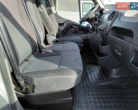 Серый Рено Мастер, объемом двигателя 2.3 л и пробегом 206 тыс. км за 14900 $, фото 47 на Automoto.ua