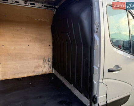 Сірий Рено Мастєр, об'ємом двигуна 2.3 л та пробігом 215 тис. км за 15999 $, фото 10 на Automoto.ua