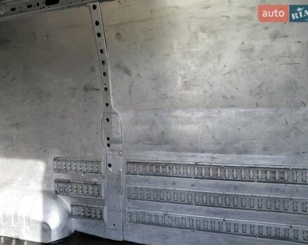 Серый Рено Мастер, объемом двигателя 2.3 л и пробегом 206 тыс. км за 14900 $, фото 17 на Automoto.ua