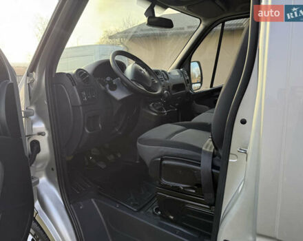 Сірий Рено Мастєр, об'ємом двигуна 2.3 л та пробігом 215 тис. км за 15999 $, фото 15 на Automoto.ua