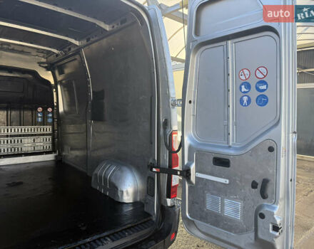 Серый Рено Мастер, объемом двигателя 2.3 л и пробегом 207 тыс. км за 12900 $, фото 25 на Automoto.ua