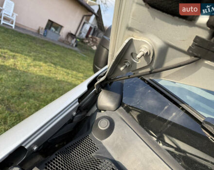 Сірий Рено Мастєр, об'ємом двигуна 2.3 л та пробігом 215 тис. км за 15999 $, фото 21 на Automoto.ua