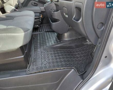 Серый Рено Мастер, объемом двигателя 2.3 л и пробегом 206 тыс. км за 14900 $, фото 48 на Automoto.ua