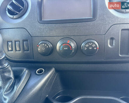 Серый Рено Мастер, объемом двигателя 2.3 л и пробегом 207 тыс. км за 12900 $, фото 14 на Automoto.ua
