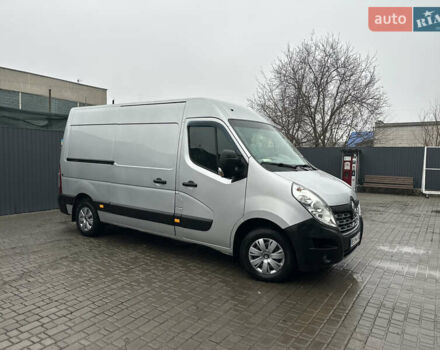 Серый Рено Мастер, объемом двигателя 2.3 л и пробегом 275 тыс. км за 15600 $, фото 3 на Automoto.ua