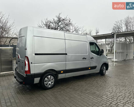 Серый Рено Мастер, объемом двигателя 2.3 л и пробегом 275 тыс. км за 15600 $, фото 6 на Automoto.ua