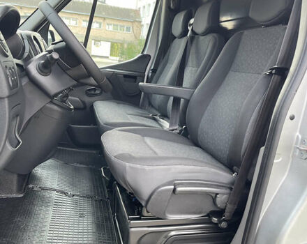 Серый Рено Мастер, объемом двигателя 2.3 л и пробегом 124 тыс. км за 19700 $, фото 17 на Automoto.ua