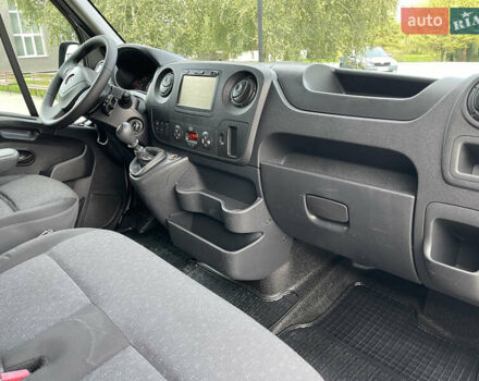 Серый Рено Мастер, объемом двигателя 2.3 л и пробегом 124 тыс. км за 19500 $, фото 17 на Automoto.ua