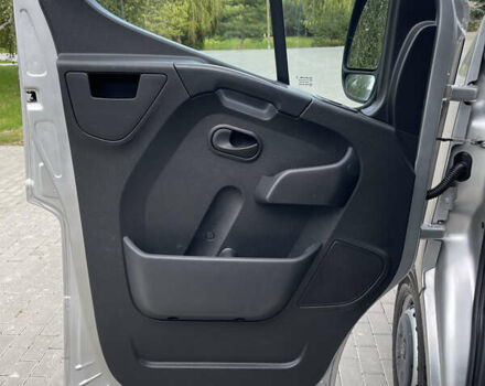 Серый Рено Мастер, объемом двигателя 2.3 л и пробегом 124 тыс. км за 19500 $, фото 11 на Automoto.ua