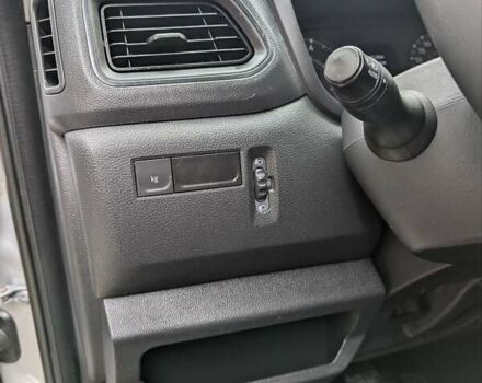 Сірий Рено Мастєр, об'ємом двигуна 2.3 л та пробігом 182 тис. км за 18500 $, фото 22 на Automoto.ua