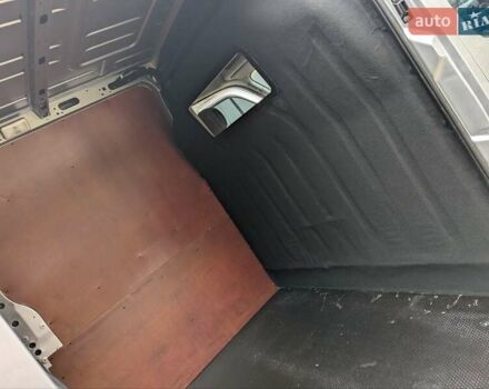 Сірий Рено Мастєр, об'ємом двигуна 2.3 л та пробігом 182 тис. км за 18500 $, фото 37 на Automoto.ua