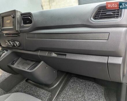 Сірий Рено Мастєр, об'ємом двигуна 2.3 л та пробігом 182 тис. км за 18500 $, фото 35 на Automoto.ua