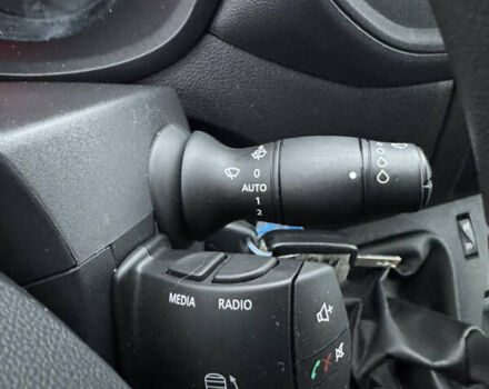 Сірий Рено Мастєр, об'ємом двигуна 2.3 л та пробігом 242 тис. км за 20700 $, фото 18 на Automoto.ua