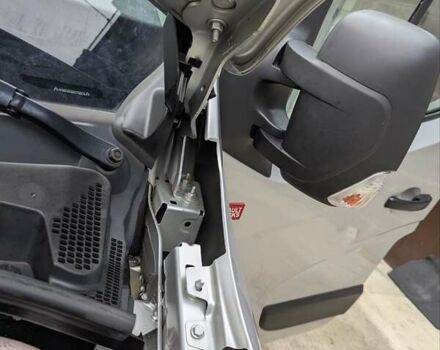 Сірий Рено Мастєр, об'ємом двигуна 2.3 л та пробігом 182 тис. км за 18500 $, фото 52 на Automoto.ua