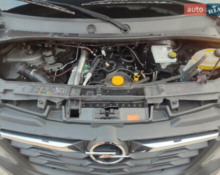 Серый Рено Мастер, объемом двигателя 0 л и пробегом 50 тыс. км за 27950 $, фото 35 на Automoto.ua