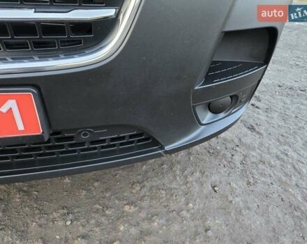 Серый Рено Мастер, объемом двигателя 2.3 л и пробегом 152 тыс. км за 19900 $, фото 16 на Automoto.ua