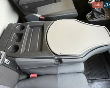 Серый Рено Мастер, объемом двигателя 2.3 л и пробегом 174 тыс. км за 18900 $, фото 76 на Automoto.ua