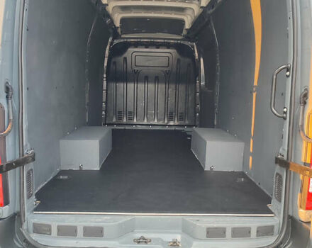 Серый Рено Мастер, объемом двигателя 0 л и пробегом 50 тыс. км за 27950 $, фото 25 на Automoto.ua