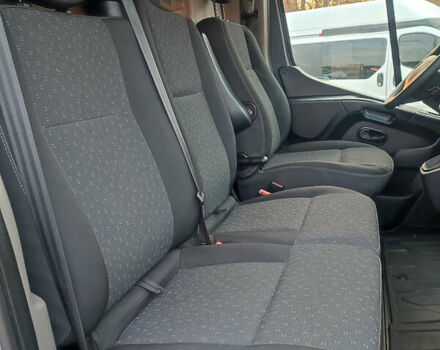 Серый Рено Мастер, объемом двигателя 0 л и пробегом 50 тыс. км за 27950 $, фото 29 на Automoto.ua