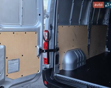 Серый Рено Мастер, объемом двигателя 2.3 л и пробегом 152 тыс. км за 19900 $, фото 6 на Automoto.ua