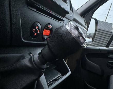 Серый Рено Мастер, объемом двигателя 2.3 л и пробегом 176 тыс. км за 21800 $, фото 58 на Automoto.ua