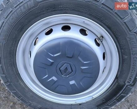 Серый Рено Мастер, объемом двигателя 2.3 л и пробегом 152 тыс. км за 19900 $, фото 8 на Automoto.ua