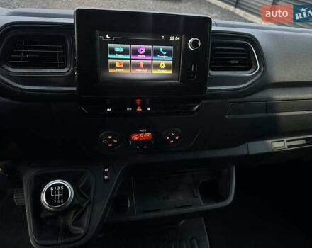 Серый Рено Мастер, объемом двигателя 2.3 л и пробегом 176 тыс. км за 21800 $, фото 59 на Automoto.ua