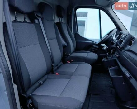 Серый Рено Мастер, объемом двигателя 2.3 л и пробегом 291 тыс. км за 21897 $, фото 20 на Automoto.ua