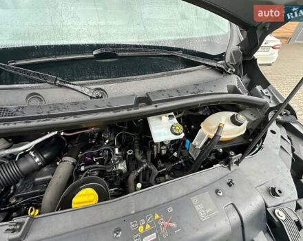 Серый Рено Мастер, объемом двигателя 2.3 л и пробегом 221 тыс. км за 21699 $, фото 14 на Automoto.ua