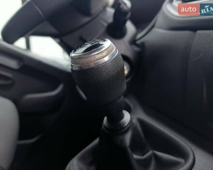 Серый Рено Мастер, объемом двигателя 2.3 л и пробегом 291 тыс. км за 21897 $, фото 24 на Automoto.ua