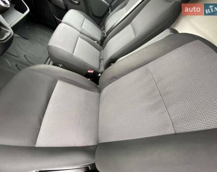 Сірий Рено Мастєр, об'ємом двигуна 2.3 л та пробігом 238 тис. км за 21998 $, фото 35 на Automoto.ua