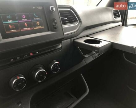 Серый Рено Мастер, объемом двигателя 2.3 л и пробегом 229 тыс. км за 27500 $, фото 26 на Automoto.ua