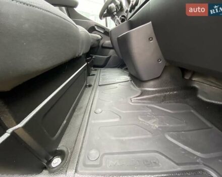 Сірий Рено Мастєр, об'ємом двигуна 2.3 л та пробігом 238 тис. км за 21998 $, фото 20 на Automoto.ua