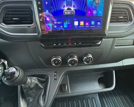 Сірий Рено Мастєр, об'ємом двигуна 2.3 л та пробігом 289 тис. км за 23497 $, фото 31 на Automoto.ua