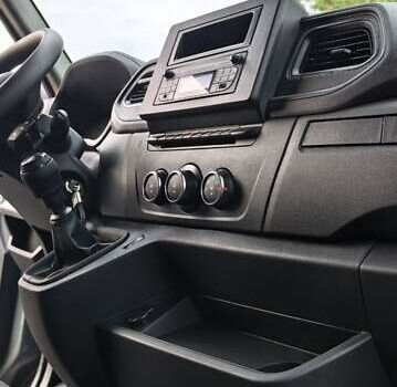 Сірий Рено Мастєр, об'ємом двигуна 0 л та пробігом 155 тис. км за 19900 $, фото 24 на Automoto.ua