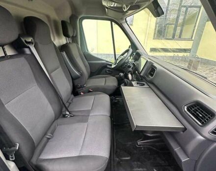 Серый Рено Мастер, объемом двигателя 2.3 л и пробегом 289 тыс. км за 31899 $, фото 30 на Automoto.ua