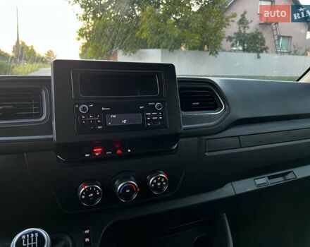 Сірий Рено Мастєр, об'ємом двигуна 2.3 л та пробігом 353 тис. км за 22399 $, фото 28 на Automoto.ua