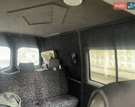 Серый Рено Мастер, объемом двигателя 2.5 л и пробегом 564 тыс. км за 7400 $, фото 2 на Automoto.ua