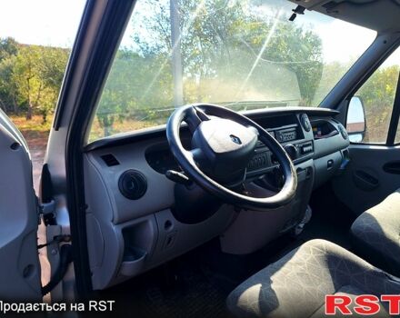 Рено Мастер 2007 в Змиеве на Automoto.ua Серый Рено Мастер, объемом двигателя 2.5 л и пробегом 159 тыс. км за 4300 $, фото 5 на Automoto.ua