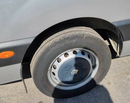 Серый Рено Мастер, объемом двигателя 2.3 л и пробегом 265 тыс. км за 18868 $, фото 4 на Automoto.ua