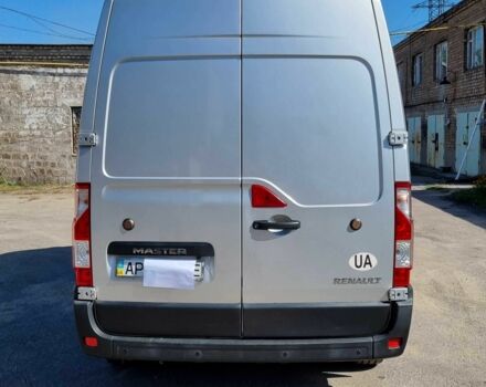 Серый Рено Мастер, объемом двигателя 2.3 л и пробегом 265 тыс. км за 18868 $, фото 1 на Automoto.ua
