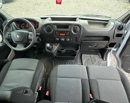 Серый Рено Мастер, объемом двигателя 2.3 л и пробегом 296 тыс. км за 15800 $, фото 13 на Automoto.ua