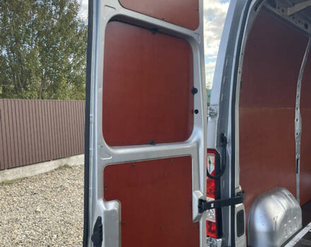 Сірий Рено Мастєр, об'ємом двигуна 2.3 л та пробігом 246 тис. км за 17600 $, фото 32 на Automoto.ua