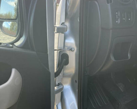 Сірий Рено Мастєр, об'ємом двигуна 2.3 л та пробігом 246 тис. км за 17600 $, фото 12 на Automoto.ua