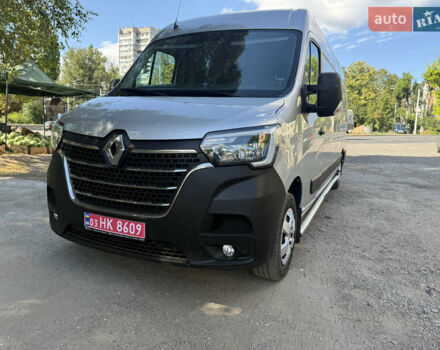 Серый Рено Мастер, объемом двигателя 0 л и пробегом 132 тыс. км за 22800 $, фото 4 на Automoto.ua