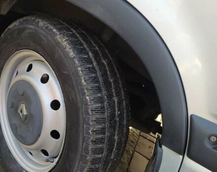 Серый Рено Мастер, объемом двигателя 2.46 л и пробегом 121 тыс. км за 9300 $, фото 9 на Automoto.ua