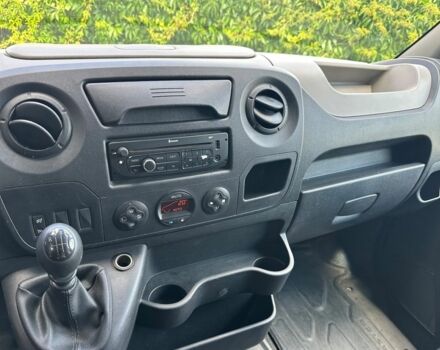 Серый Рено Мастер, объемом двигателя 2.3 л и пробегом 244 тыс. км за 8500 $, фото 9 на Automoto.ua