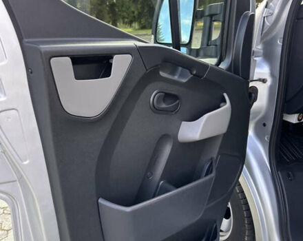 Сірий Рено Мастєр, об'ємом двигуна 2.3 л та пробігом 236 тис. км за 17500 $, фото 20 на Automoto.ua